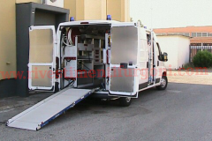 Allestimento Scaffalature per Fiat Ducato, Peugeot Boxer, Citroën Jumper, Mercedes Sprinter, Volkswagen Crafter, Renault Master, Iveco Daily, Nissan NV400, Opel Movano, Ford Transit, Fiat Doblo, Renault Trafic, Nissan Interstar, Ford Custom, Nissan NV2500, Volkswagen Transporter, Toyota Proace, Mercedes Vito.