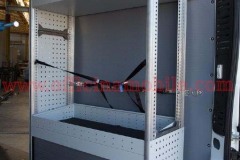 Allestimento Scaffalature per Fiat Ducato, Peugeot Boxer, Citroën Jumper, Mercedes Sprinter, Volkswagen Crafter, Renault Master, Iveco Daily, Nissan NV400, Opel Movano, Ford Transit, Fiat Doblo, Renault Trafic, Nissan Interstar, Ford Custom, Nissan NV2500, Volkswagen Transporter, Toyota Proace, Mercedes Vito.