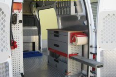 Allestimento Scaffalature per Fiat Ducato, Peugeot Boxer, Citroën Jumper, Mercedes Sprinter, Volkswagen Crafter, Renault Master, Iveco Daily, Nissan NV400, Opel Movano, Ford Transit, Fiat Doblo, Renault Trafic, Nissan Interstar, Ford Custom, Nissan NV2500, Volkswagen Transporter, Toyota Proace, Mercedes Vito.