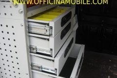 Allestimento Scaffalature per Fiat Ducato, Peugeot Boxer, Citroën Jumper, Mercedes Sprinter, Volkswagen Crafter, Renault Master, Iveco Daily, Nissan NV400, Opel Movano, Ford Transit, Fiat Doblo, Renault Trafic, Nissan Interstar, Ford Custom, Nissan NV2500, Volkswagen Transporter, Toyota Proace, Mercedes Vito.
