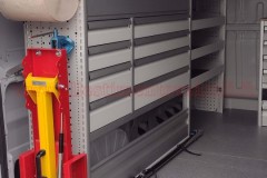 Allestimento Scaffalature per Fiat Ducato, Peugeot Boxer, Citroën Jumper, Mercedes Sprinter, Volkswagen Crafter, Renault Master, Iveco Daily, Nissan NV400, Opel Movano, Ford Transit, Fiat Doblo, Renault Trafic, Nissan Interstar, Ford Custom, Nissan NV2500, Volkswagen Transporter, Toyota Proace, Mercedes Vito.