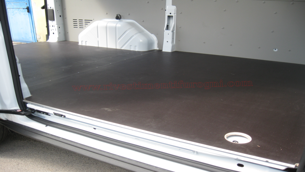 Pianale per Fiat Ducato, Ford Transit, Mercedes-Benz Sprinter, Volkswagen Crafter, Iveco Daily, Renault Master, Peugeot Boxer, Citroën Jumper, Opel Movano, Fiat Doblo, Ford Transit Connect, Renault Kangoo, Citroën Berlingo, Peugeot Partner, Opel Combo, Toyota Proace City, Fiat Scudo, Citroën Jumpy, Peugeot Expert, Toyota Proace, Opel Vivaro, Renault Trafic, Nissan NV300, Dacia Dokker, Renault Express, Volkswagen Caddy, Volkswagen Transporter, Ford Custom, MAN TGE, Mercedes Vito, Hyundai H350, Nissan NV200, Nissan Primastar, Nissan Interstar, Fiat Talento