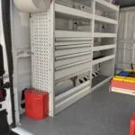 Allestimento su misura per realizzato su Citroën Jumper con sistema di organizzazione utensili per allestimenti da lavoro