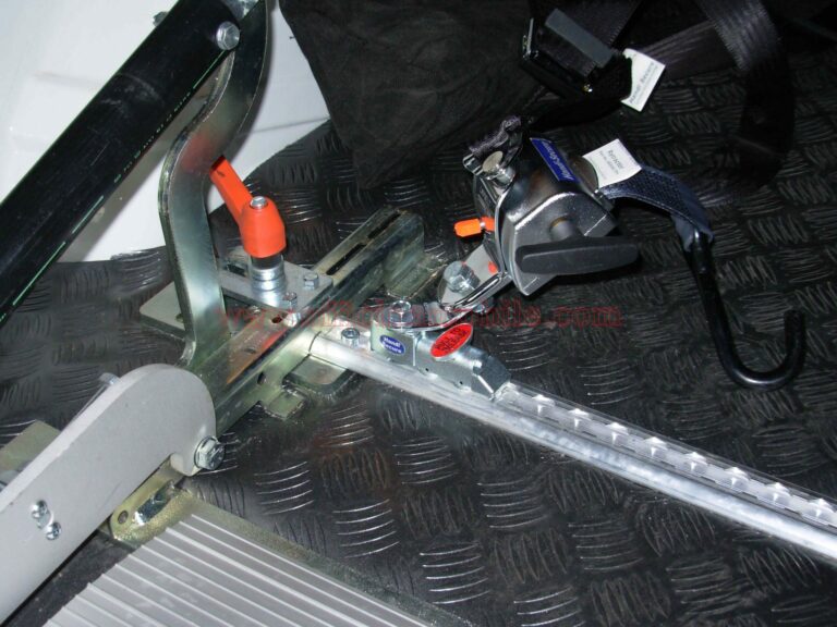 Allestimento per Fiat Ducato, Ford Transit, Mercedes-Benz Sprinter, Volkswagen Crafter, Iveco Daily, Renault Master, Peugeot Boxer, Citroën Jumper, Opel Movano, Fiat Doblo, Ford Transit Connect, Renault Kangoo, Citroën Berlingo, Peugeot Partner, Opel Combo, Toyota Proace City, Fiat Scudo, Citroën Jumpy, Peugeot Expert, Toyota Proace, Opel Vivaro, Renault Trafic, Nissan NV300, Dacia Dokker, Renault Express, Volkswagen Caddy, Volkswagen Transporter, Ford Custom, MAN TGE, Mercedes Vito, Hyundai H350, Nissan NV200, Nissan Primastar, Nissan Interstar, Fiat Talento