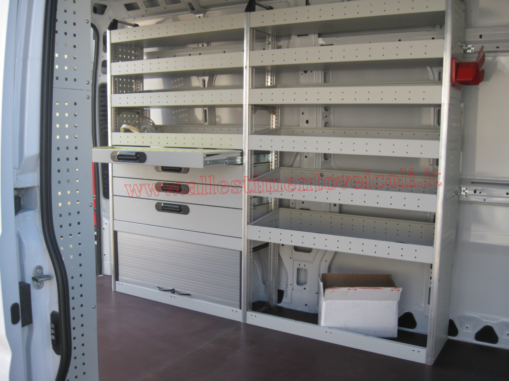 Allestimento per Fiat Ducato, Ford Transit, Mercedes-Benz Sprinter, Volkswagen Crafter, Iveco Daily, Renault Master, Peugeot Boxer, Citroën Jumper, Opel Movano, Fiat Doblo, Ford Transit Connect, Renault Kangoo, Citroën Berlingo, Peugeot Partner, Opel Combo, Toyota Proace City, Fiat Scudo, Citroën Jumpy, Peugeot Expert, Toyota Proace, Opel Vivaro, Renault Trafic, Nissan NV300, Dacia Dokker, Renault Express, Volkswagen Caddy, Volkswagen Transporter, Ford Custom, MAN TGE, Mercedes Vito, Hyundai H350, Nissan NV200, Nissan Primastar, Nissan Interstar, Fiat Talento