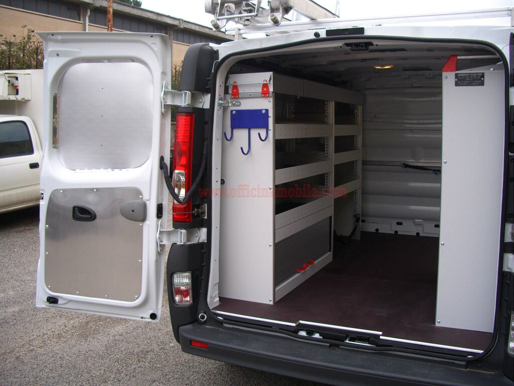 Allestimento per Fiat Ducato, Ford Transit, Mercedes-Benz Sprinter, Volkswagen Crafter, Iveco Daily, Renault Master, Peugeot Boxer, Citroën Jumper, Opel Movano, Fiat Doblo, Ford Transit Connect, Renault Kangoo, Citroën Berlingo, Peugeot Partner, Opel Combo, Toyota Proace City, Fiat Scudo, Citroën Jumpy, Peugeot Expert, Toyota Proace, Opel Vivaro, Renault Trafic, Nissan NV300, Dacia Dokker, Renault Express, Volkswagen Caddy, Volkswagen Transporter, Ford Custom, MAN TGE, Mercedes Vito, Hyundai H350, Nissan NV200, Nissan Primastar, Nissan Interstar, Fiat Talento