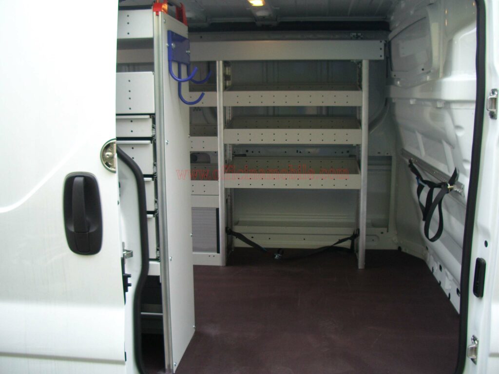 Allestimento per Fiat Ducato, Ford Transit, Mercedes-Benz Sprinter, Volkswagen Crafter, Iveco Daily, Renault Master, Peugeot Boxer, Citroën Jumper, Opel Movano, Fiat Doblo, Ford Transit Connect, Renault Kangoo, Citroën Berlingo, Peugeot Partner, Opel Combo, Toyota Proace City, Fiat Scudo, Citroën Jumpy, Peugeot Expert, Toyota Proace, Opel Vivaro, Renault Trafic, Nissan NV300, Dacia Dokker, Renault Express, Volkswagen Caddy, Volkswagen Transporter, Ford Custom, MAN TGE, Mercedes Vito, Hyundai H350, Nissan NV200, Nissan Primastar, Nissan Interstar, Fiat Talento