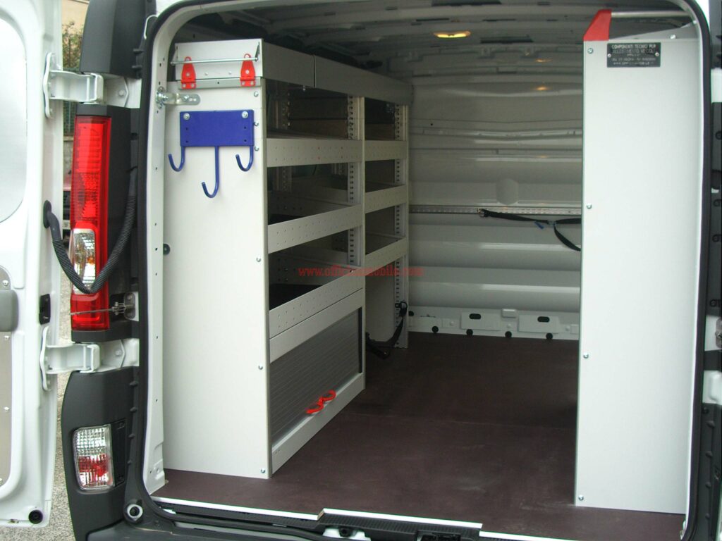 Allestimento per Fiat Ducato, Ford Transit, Mercedes-Benz Sprinter, Volkswagen Crafter, Iveco Daily, Renault Master, Peugeot Boxer, Citroën Jumper, Opel Movano, Fiat Doblo, Ford Transit Connect, Renault Kangoo, Citroën Berlingo, Peugeot Partner, Opel Combo, Toyota Proace City, Fiat Scudo, Citroën Jumpy, Peugeot Expert, Toyota Proace, Opel Vivaro, Renault Trafic, Nissan NV300, Dacia Dokker, Renault Express, Volkswagen Caddy, Volkswagen Transporter, Ford Custom, MAN TGE, Mercedes Vito, Hyundai H350, Nissan NV200, Nissan Primastar, Nissan Interstar, Fiat Talento